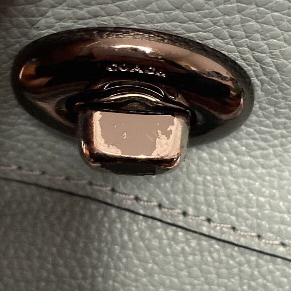 Coach Turnlock Edie Shoulder Bag Cloud Blue‎ Pebbled Leather Chain - Picture 14 of 16